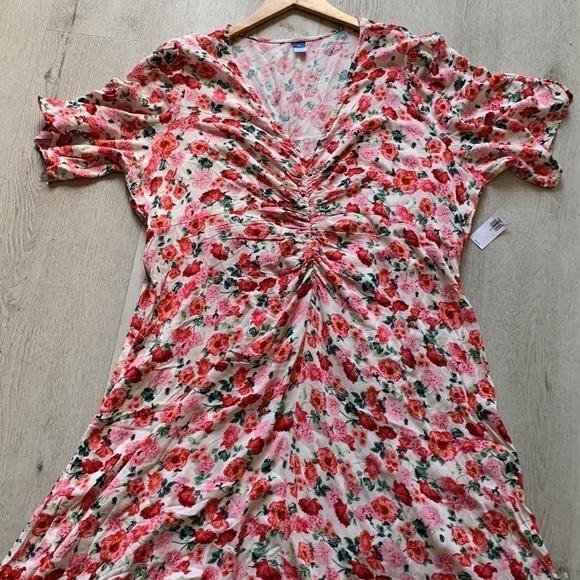 Floral Puff-Sleeve V-Neck Crepe Midi Dress for Women size M Old Navy cottage - Picture 6 of 13